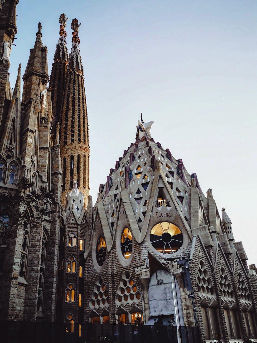 Understanding Major Design Movements: A Brief (But Complete) Reference Guide