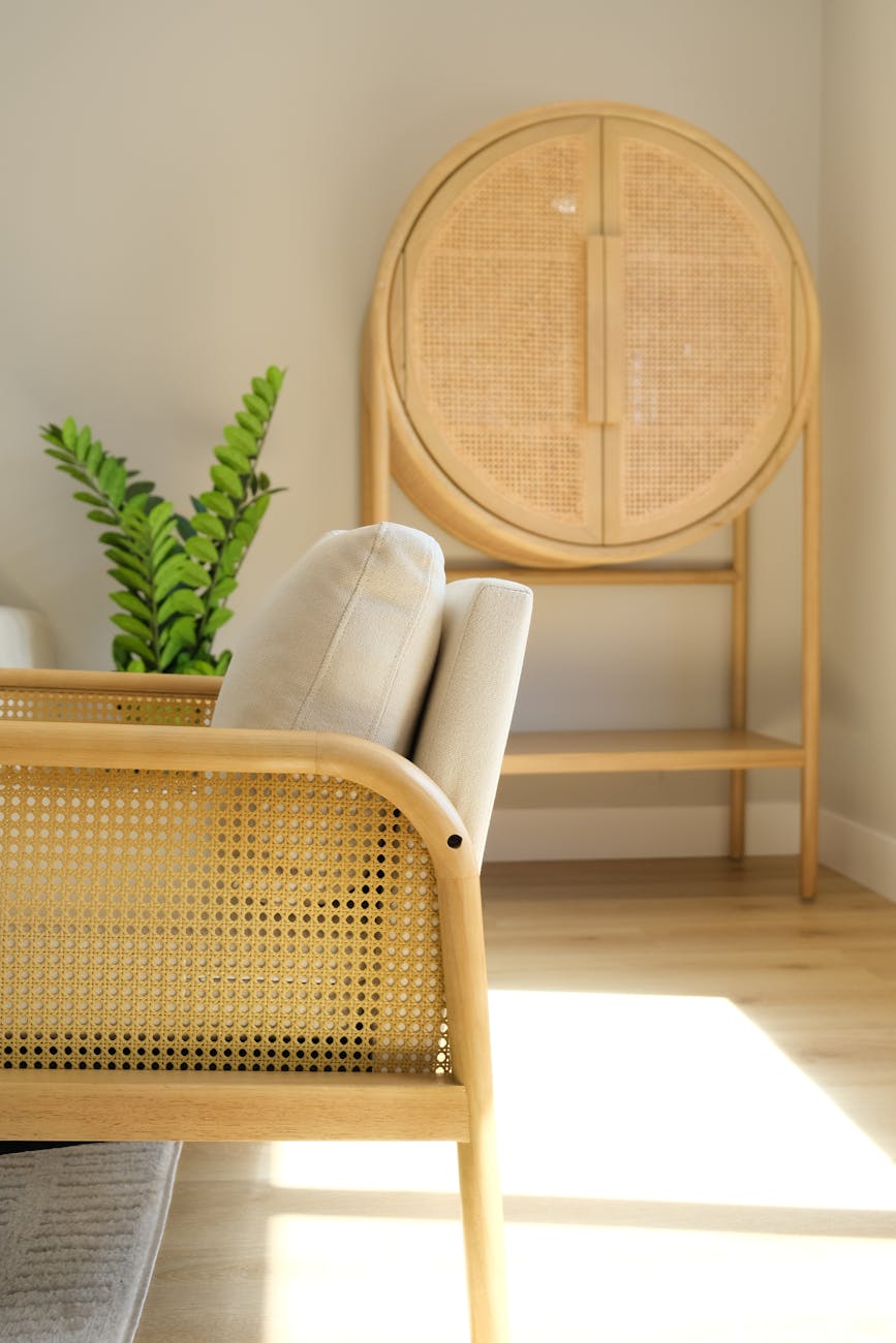 6 Stylish Furniture Materials You Need to&nbsp;Consider